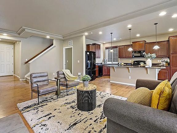 4th image of 6567 Bramble Bend Ct