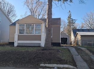 212 W Division St, Bloomington, IL 61701