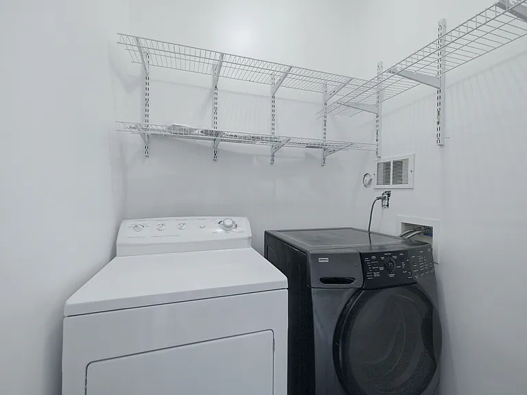 205 Azteca Dr — Photo 16