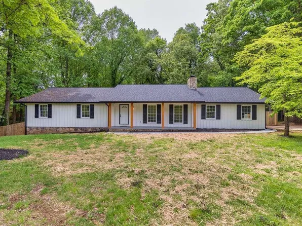 2125 Imperial Dr, Gainesville, GA 30501