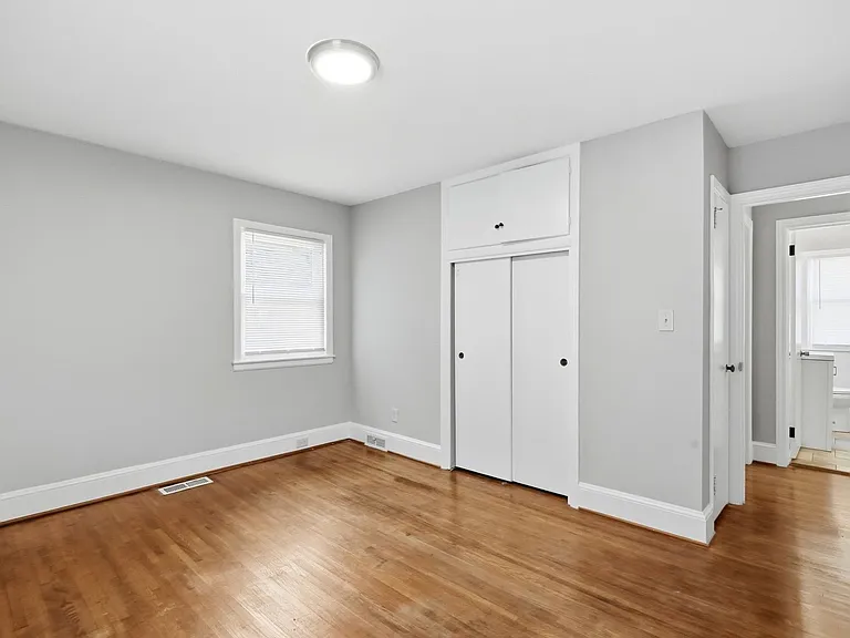 1230 Roanoke Ave — Photo 30