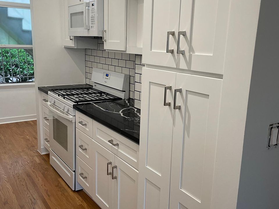 1st image of 1000 S La Jolla Ave #1000