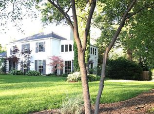 1040 Piedmont Rd, Lincoln, NE 68510