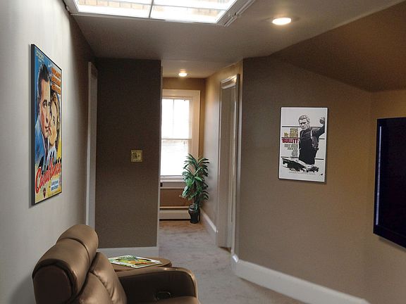 media room/ with furiture