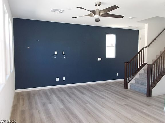 4th image of 5403 El Nevero St