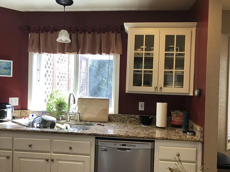 2498 NW Maser Dr — Photo 9