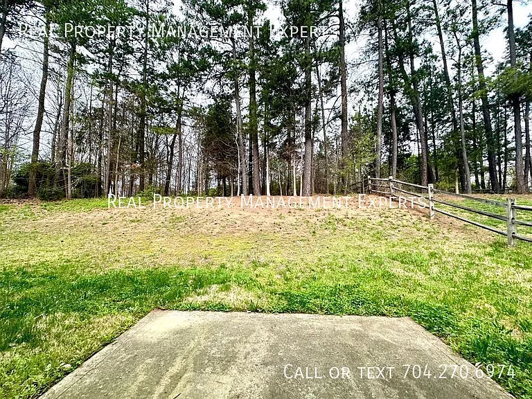 9824 Coatbridge Dr — Photo 24