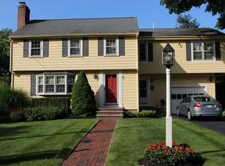 11 Lovell Rd, Lynnfield, MA 01940