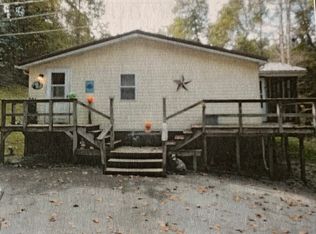 102 Camp Rd, Buckhannon, WV 26201