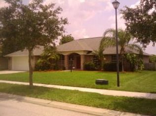3213 Forest Creek Dr, Melbourne, FL 32901