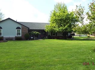 3339 W Sunset Dr N, Greenfield, IN