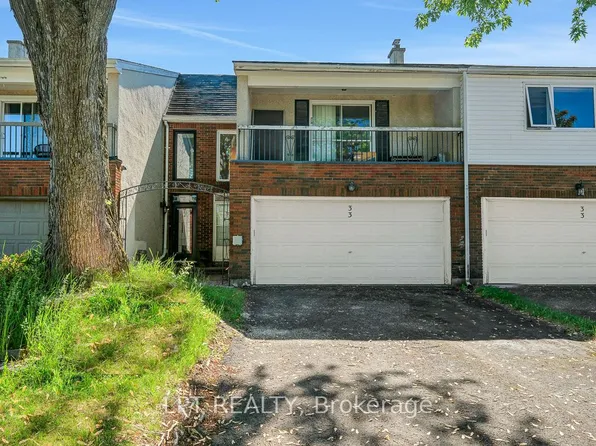 33 Estelle Cres, Ottawa, ON K2H 5W9