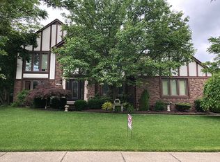 25497 Anthony Dr, Novi, MI 48375