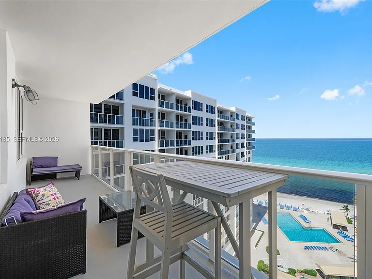 3505 S Ocean Dr #1221 — Photo 4