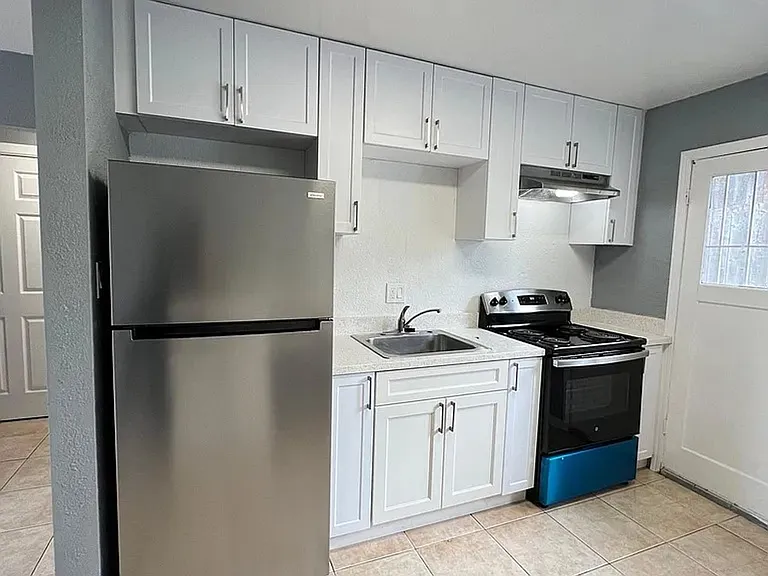 3910 Pacheco Blvd #11 — Photo 1