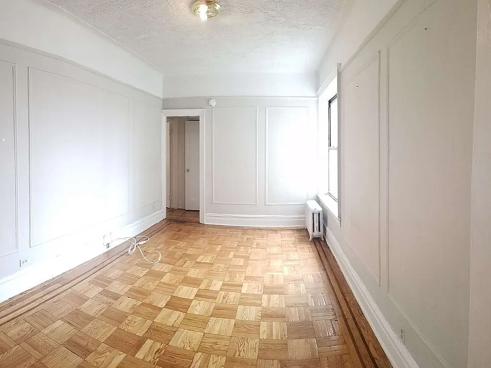 1st image of 902 44th St APT B12