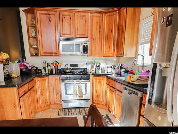 5th image of 1391 S Slate Canyon Dr