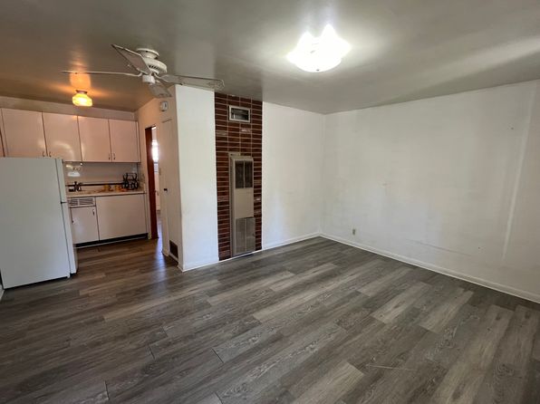 210 N Division Ave #7