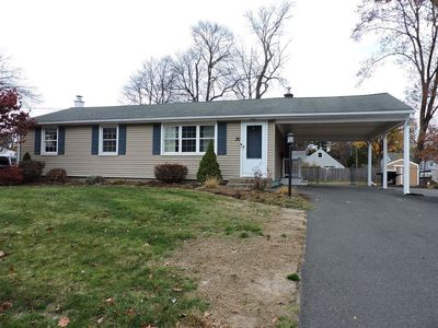 30 David Street, Enfield, CT, 06082