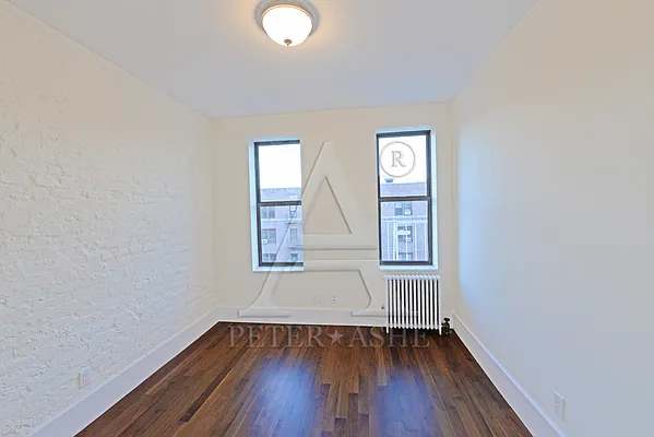 Rented by Peter Ashe | media 32