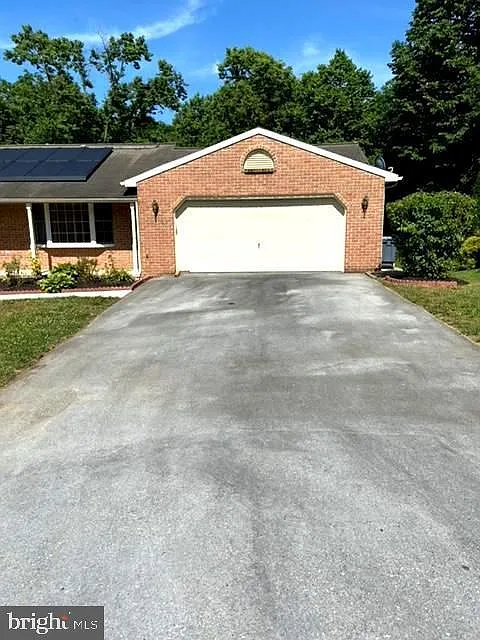 3 bed, 1144 sqft, $2,200 — Photo 4