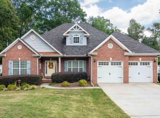394 Glouchester Dr, Locust Grove, GA 30248