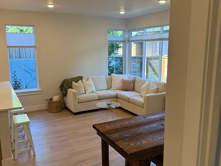 2240 SE Caruthers St #101 — Photo 9