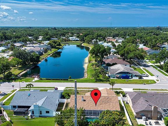 5th image of 4403 Diamond Cir