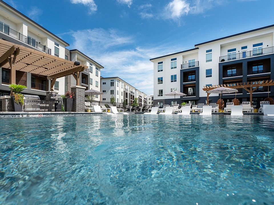 Heated Salt-Water Pool