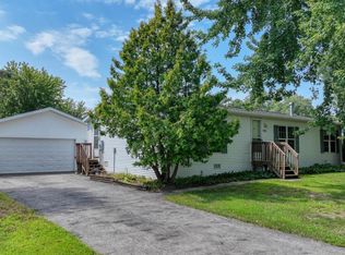W8241 Woodview Dr, Onalaska, WI 54650