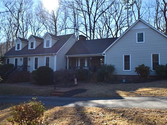 2nd image of 1249 Eton Ave