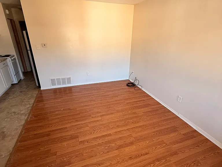 324 North Ave #1 — Photo 2