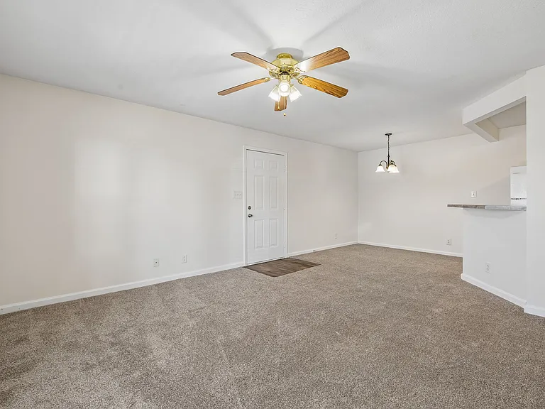 Legacy Village — Photo 134