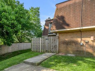 410 Darby Creek Rd APT C, Lexington, KY 40509