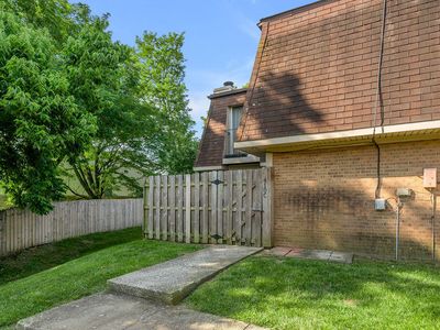 410 Darby Creek Rd APT C, Lexington, KY, 40509