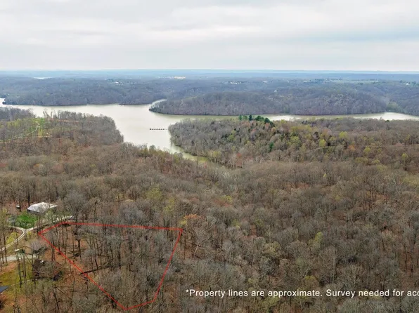 7528 S Shady Side Dr, Bloomington, IN 47401