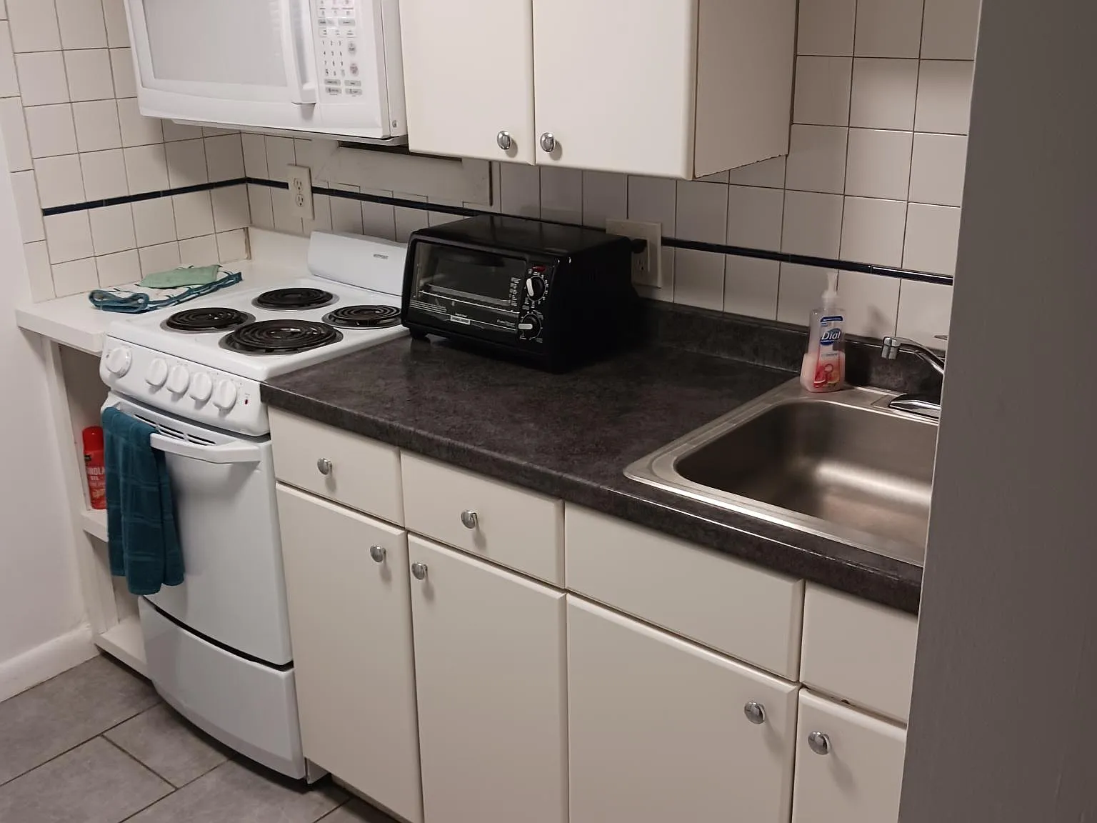 2 bed, 800 sqft, $1,500 — Photo 3