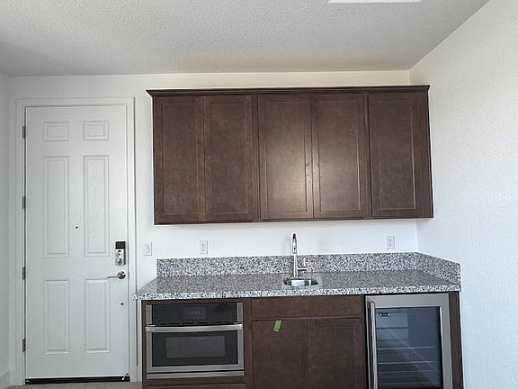 Kitchenette Area
