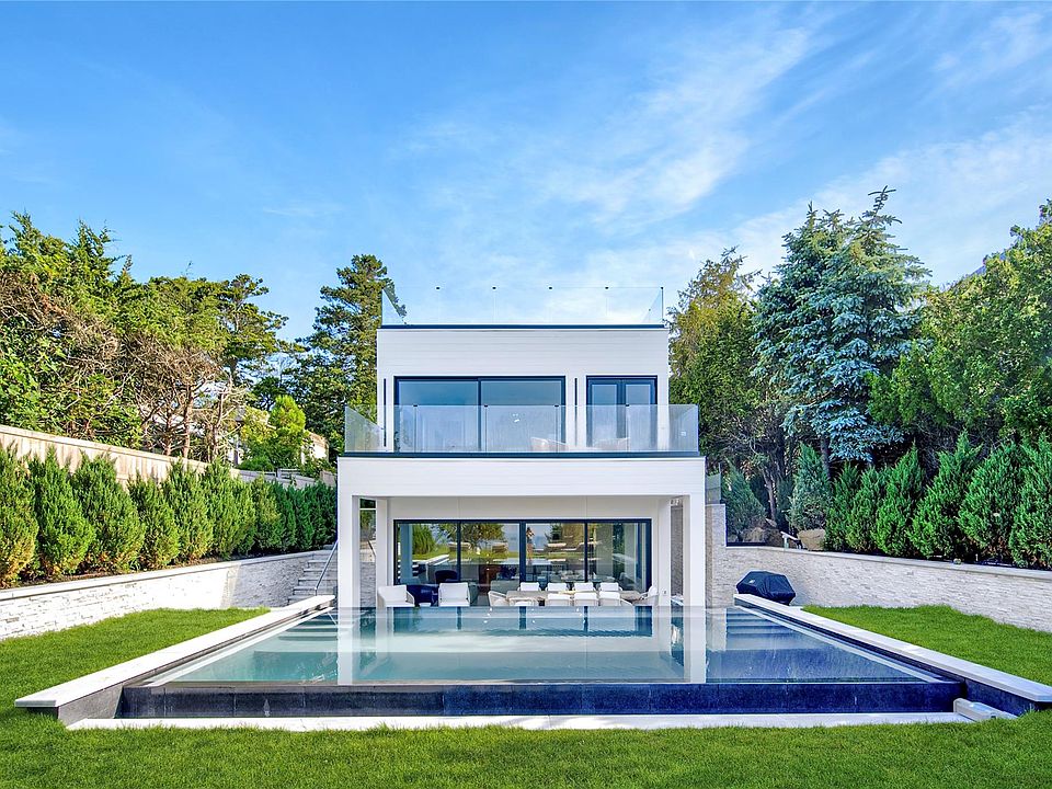 1st image of 40 Oceanview Drive