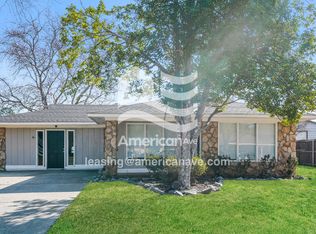 210 Scarborough Rd, Centerville, GA 31028