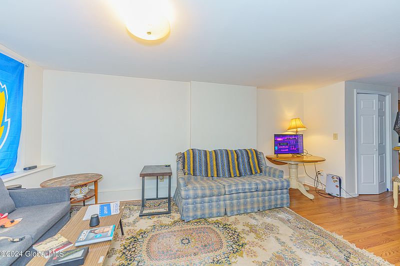 3rd image of 180 S Swan Street