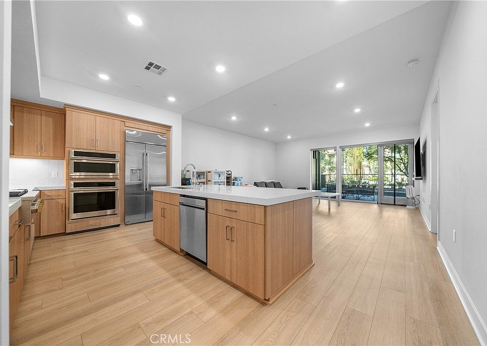 1st image of 1105 Rivington