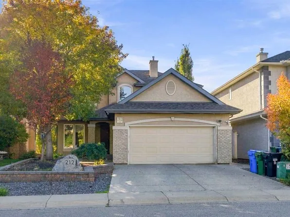 212 N Everglade Cir SW, Calgary, AB T2Y 4N5