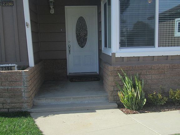3rd image of 12396 Loraine Ave