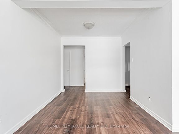 3rd image of 44 Leduc Dr