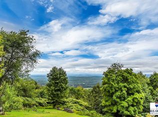 345 Mountain Rd, Bloomingburg, NY 12721