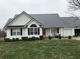 2071 Tick Ridge Rd, Glasgow, KY 42141