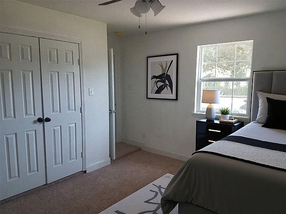4th image of 5234 Ripplebrook Dr