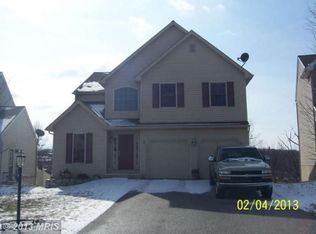 365 Thomas Armor Dr, Windsor, PA 17366