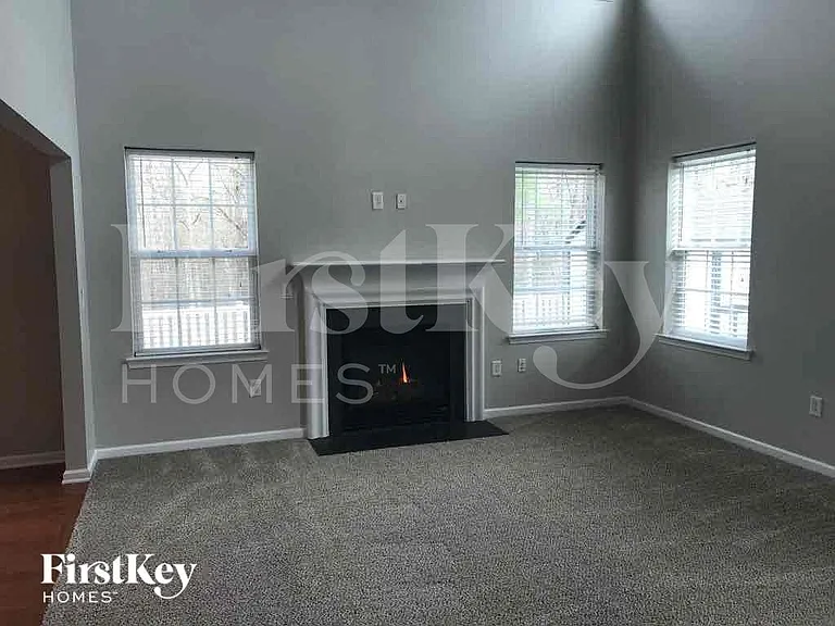 12204 Palomar Dr — Photo 4